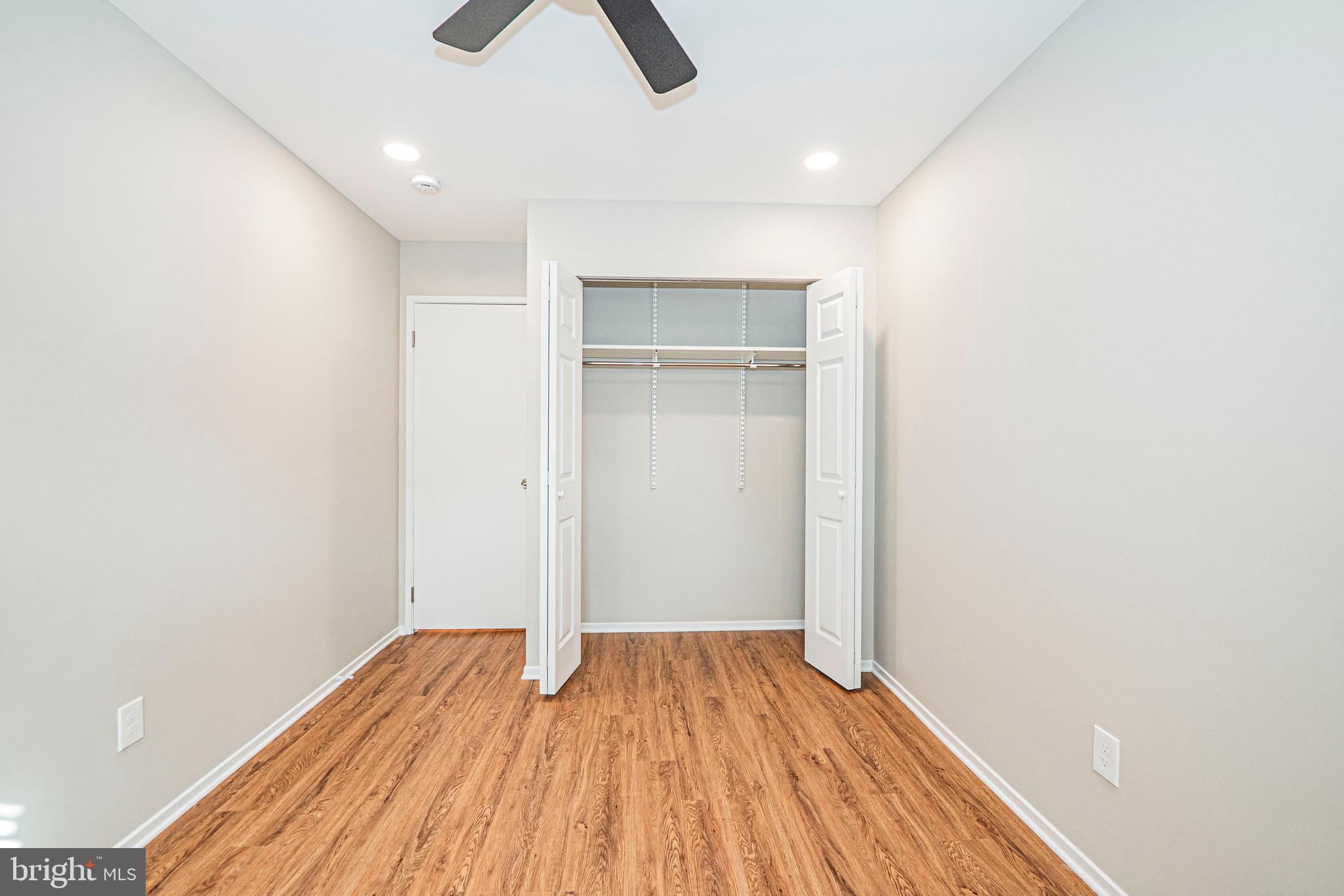 CLUBSIDE - Residential Lease