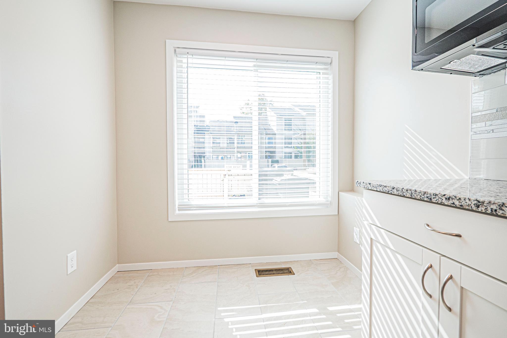 CLUBSIDE - Residential Lease