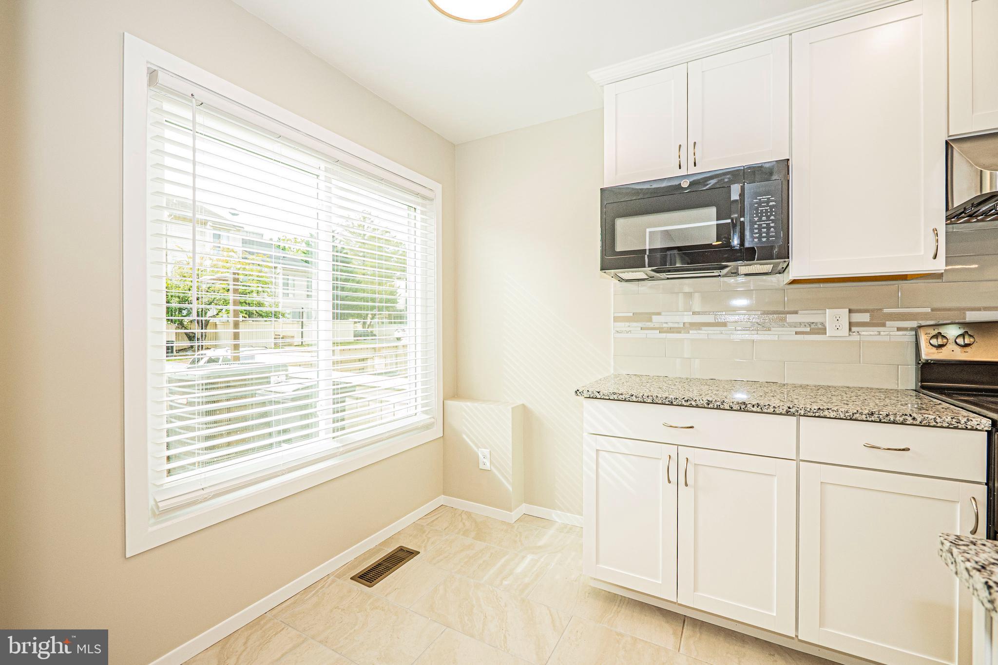 CLUBSIDE - Residential Lease