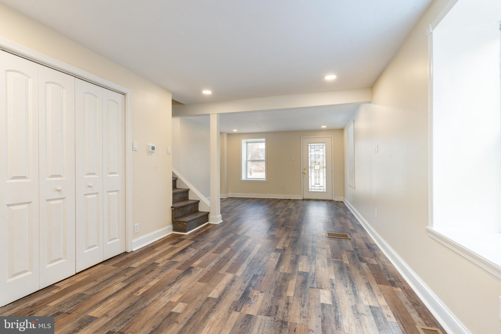 MANAYUNK - Residential Lease