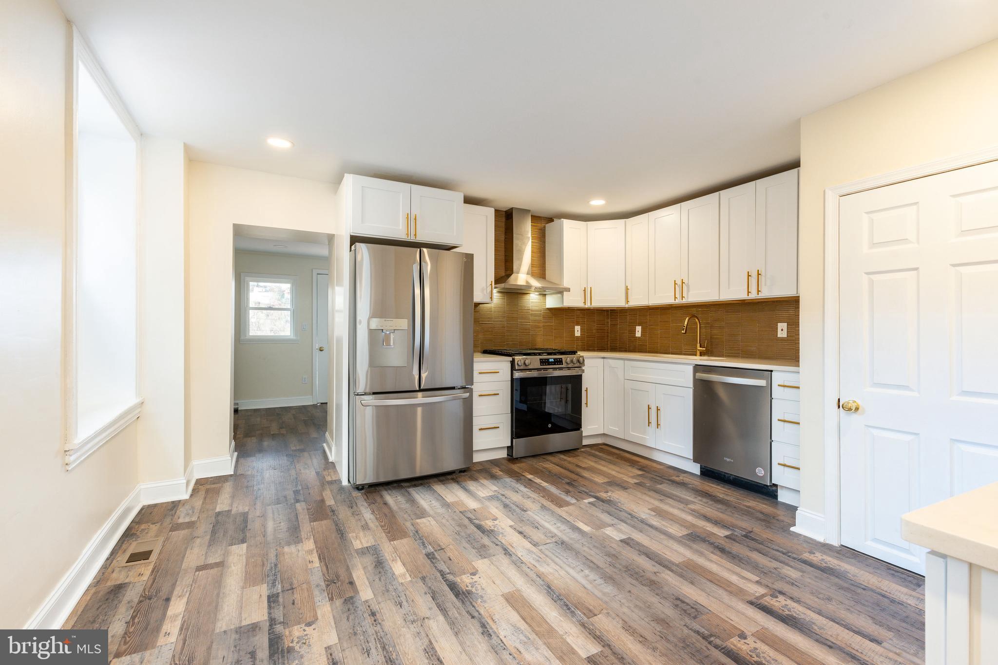 MANAYUNK - Residential Lease