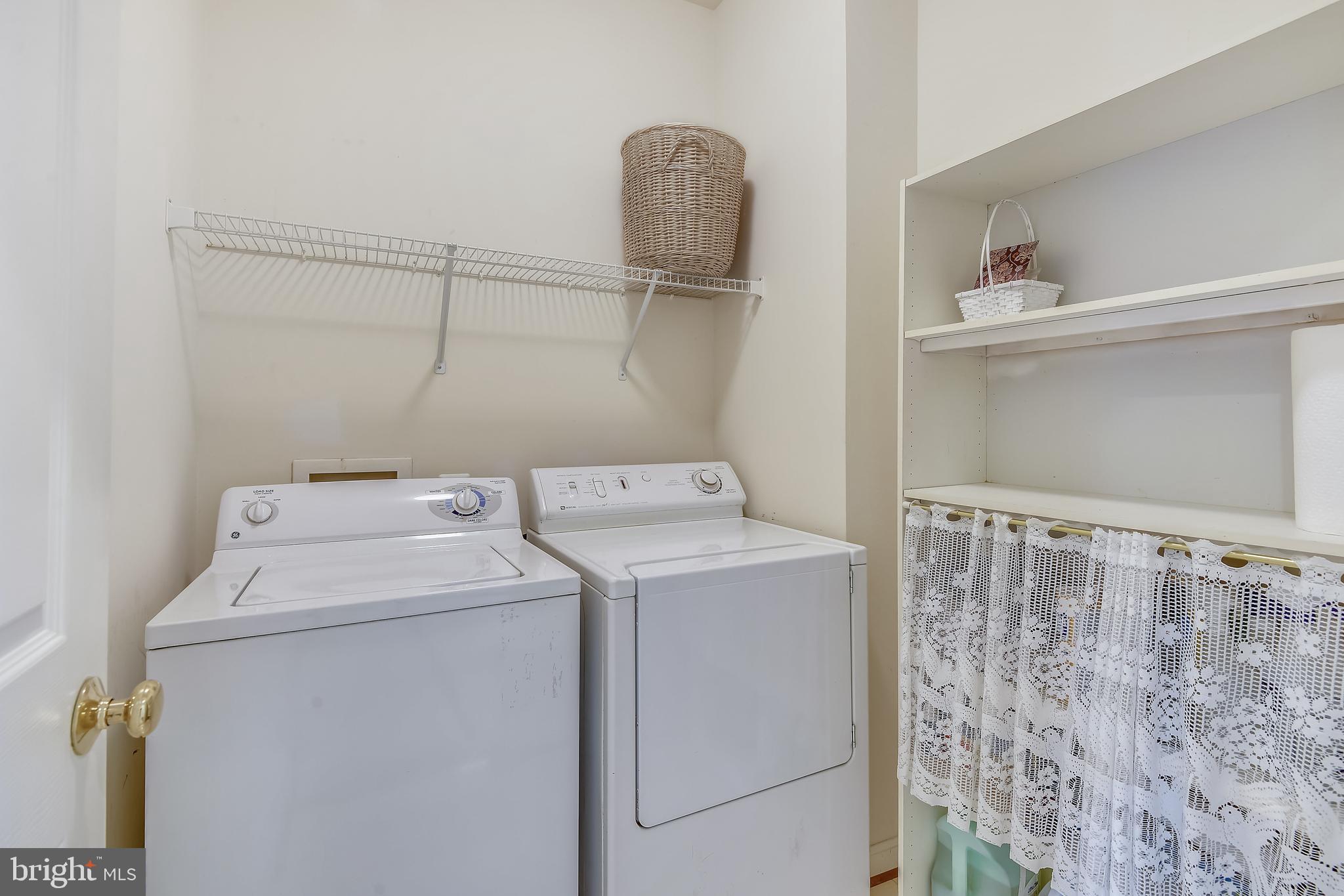 WALNEY ROAD - Residential