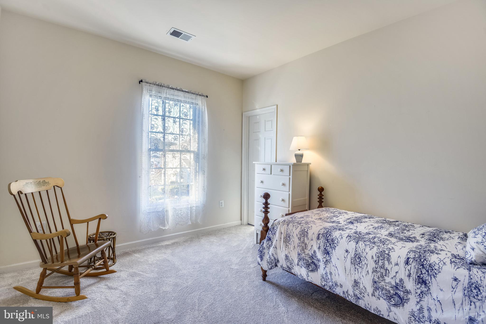 WALNEY ROAD - Residential