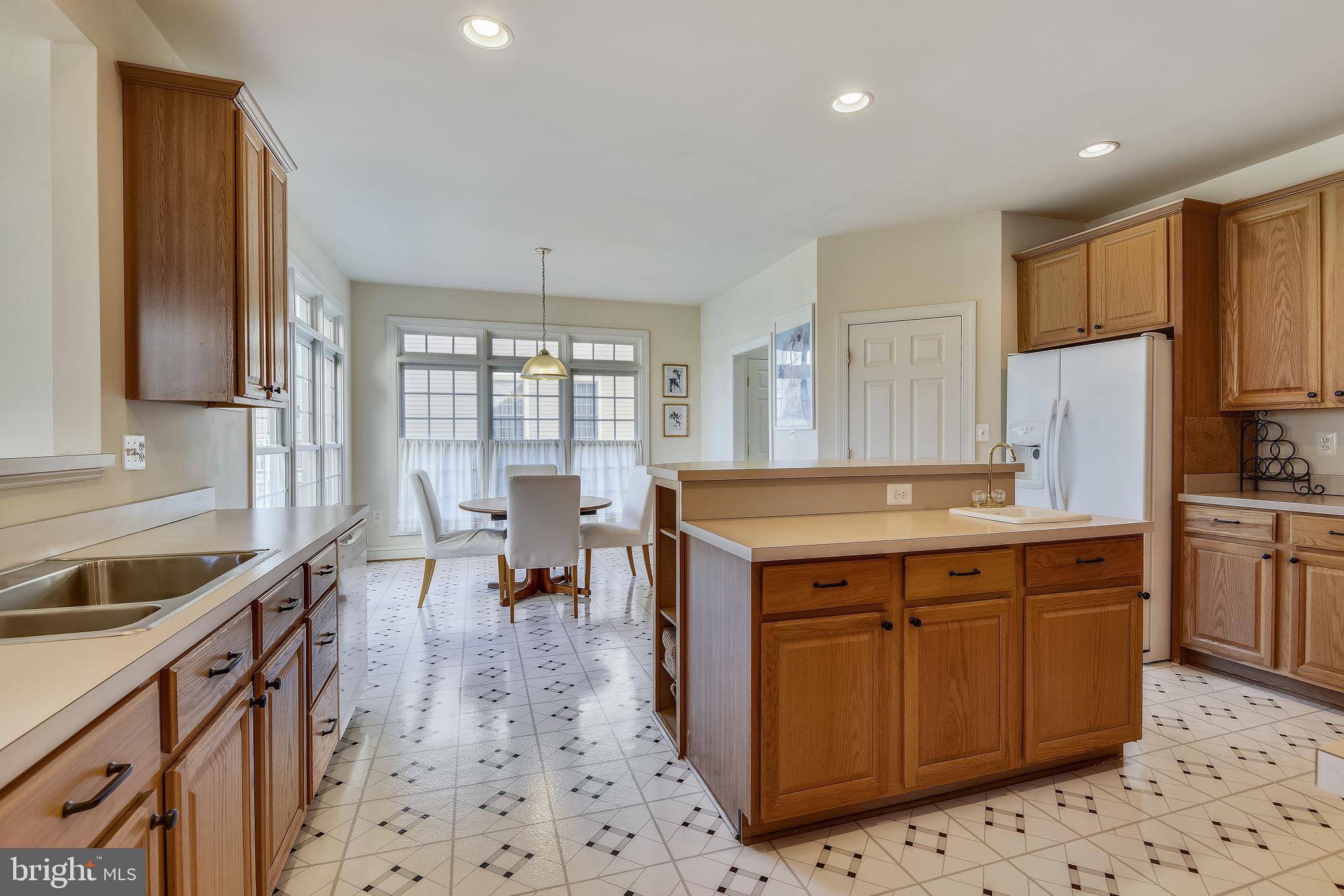 WALNEY ROAD - Residential