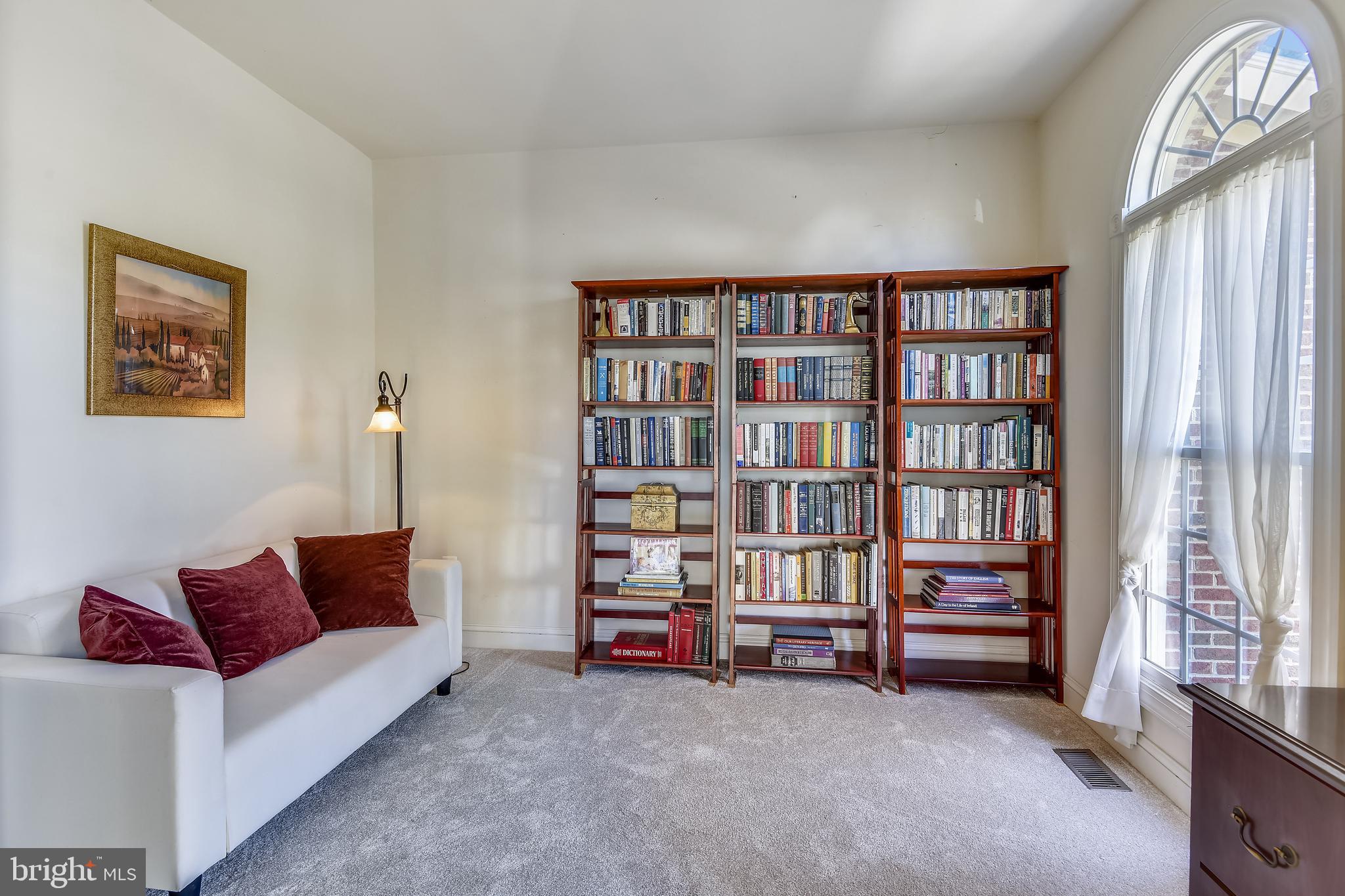 WALNEY ROAD - Residential