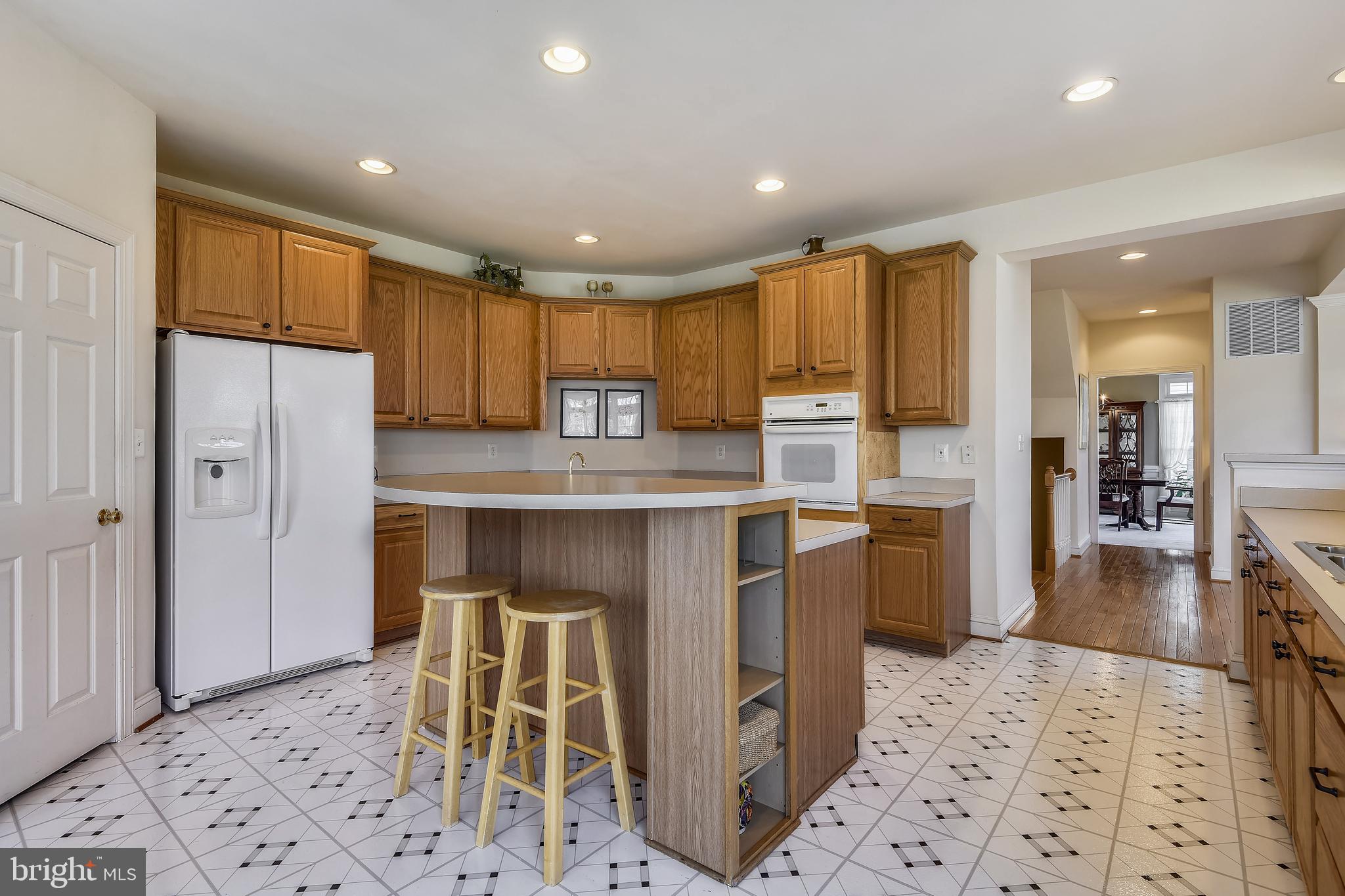 WALNEY ROAD - Residential