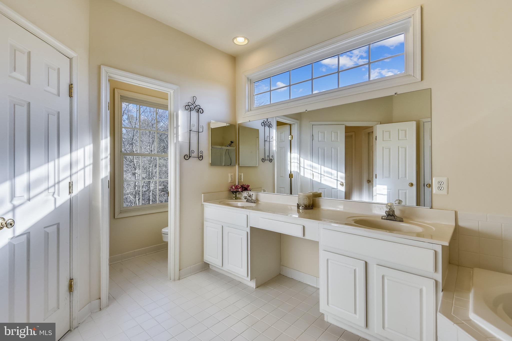 WALNEY ROAD - Residential