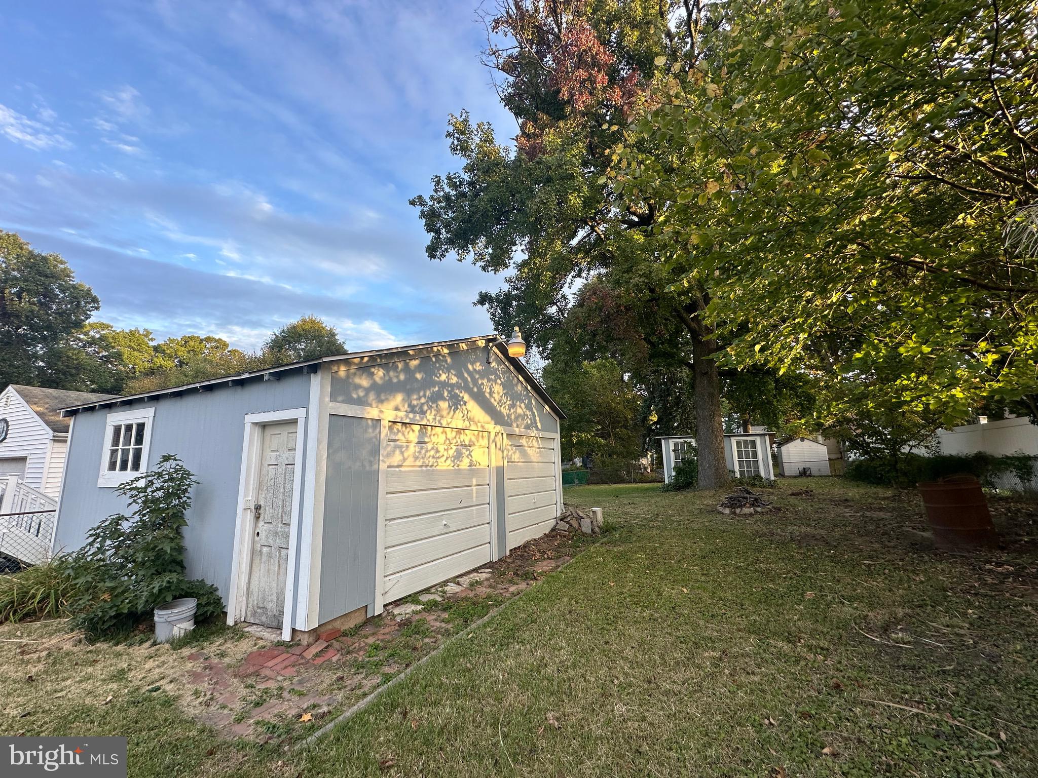 ESSEX - Residential Lease