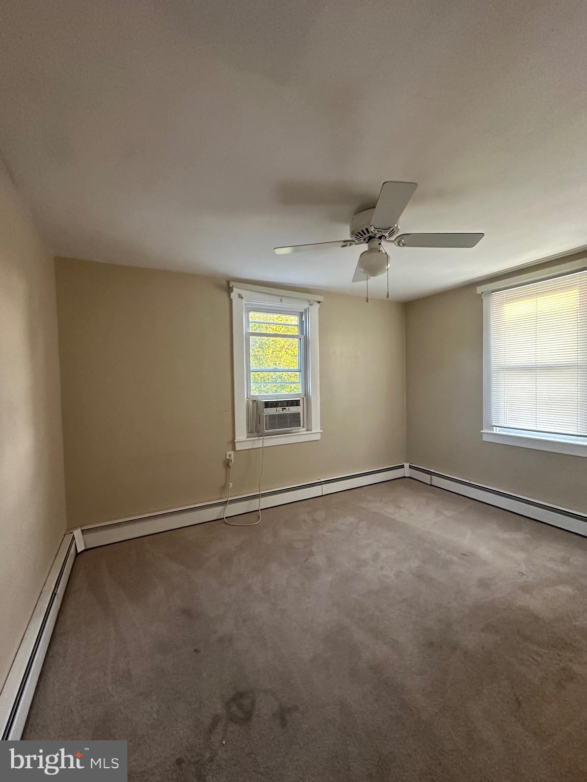 ESSEX - Residential Lease