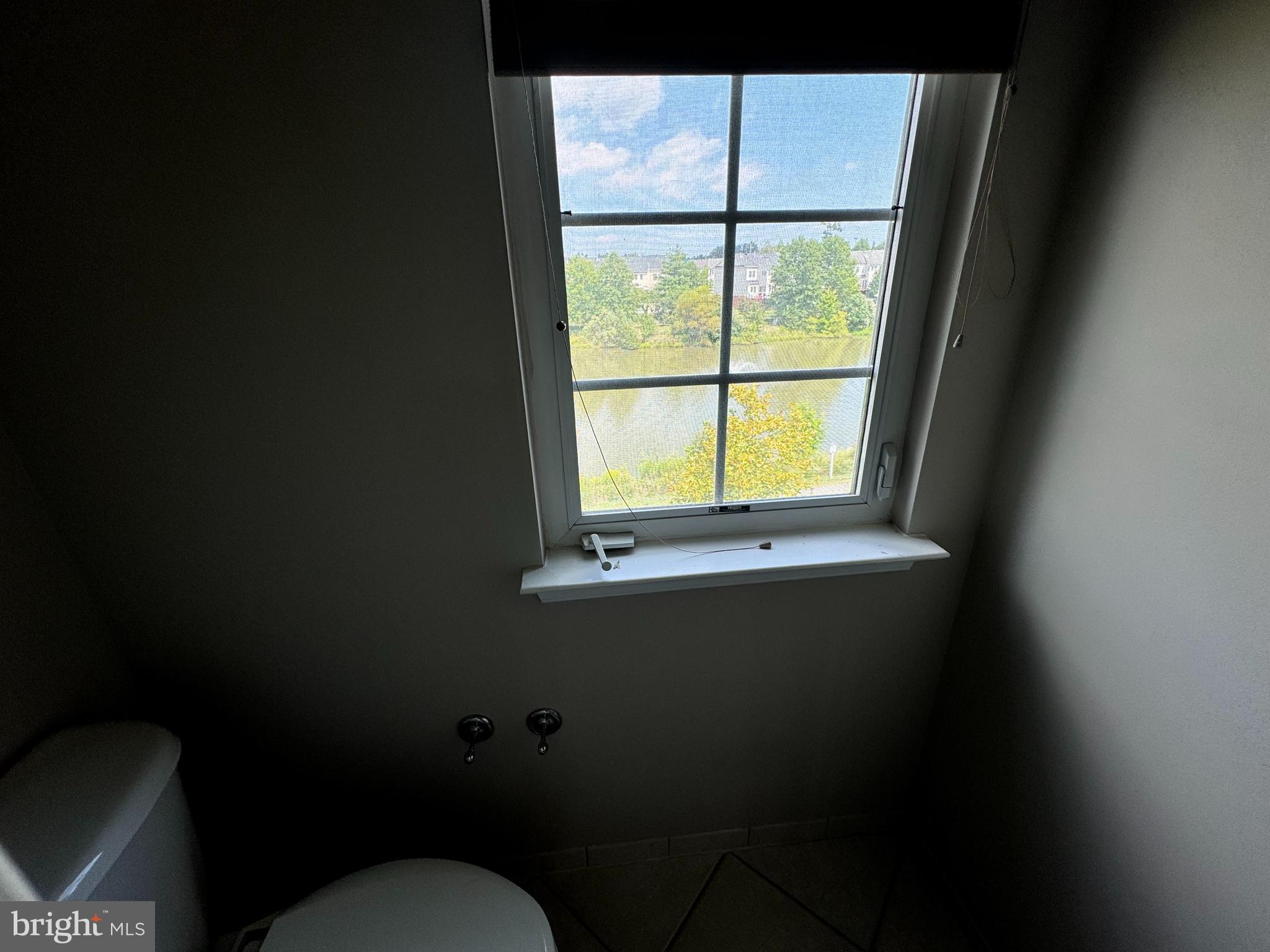 FAIRCREST - Residential Lease