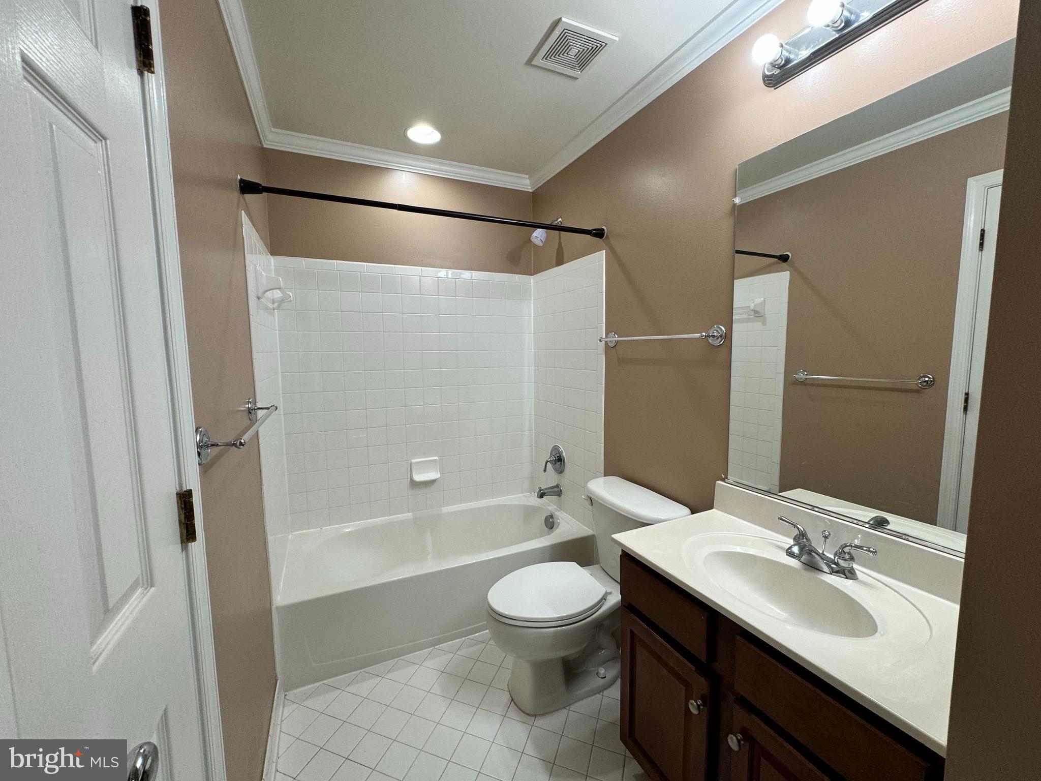 FAIRCREST - Residential Lease