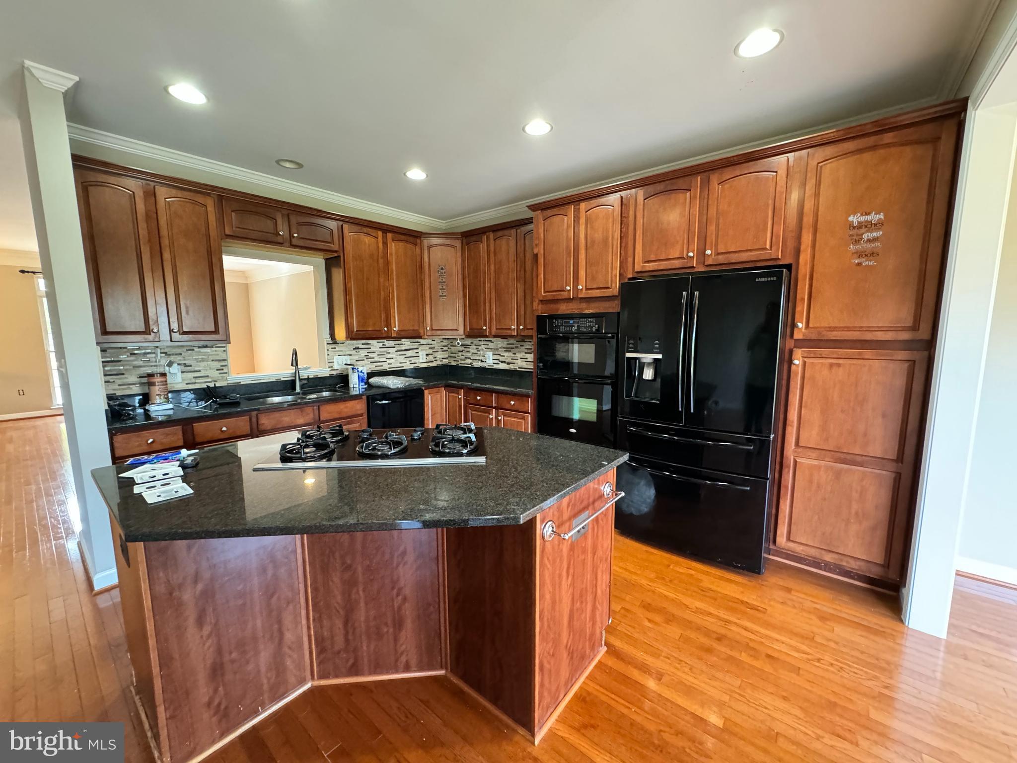 FAIRCREST - Residential Lease