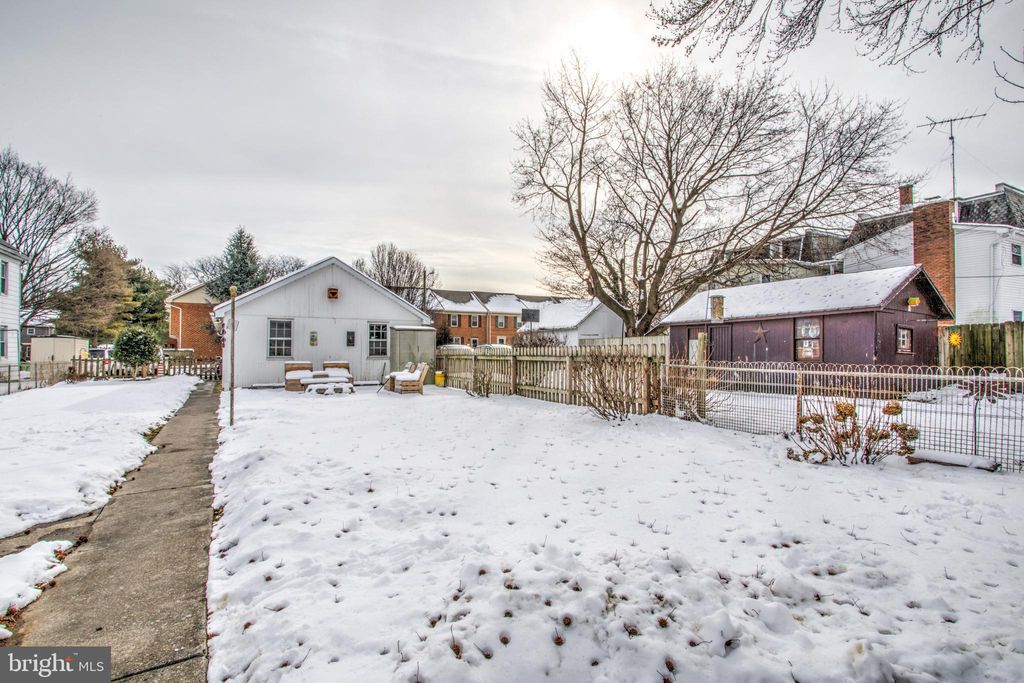 Photo of 129 W Ferdinand Street, Manheim, PA 17545 (MLS # PALA2046192)