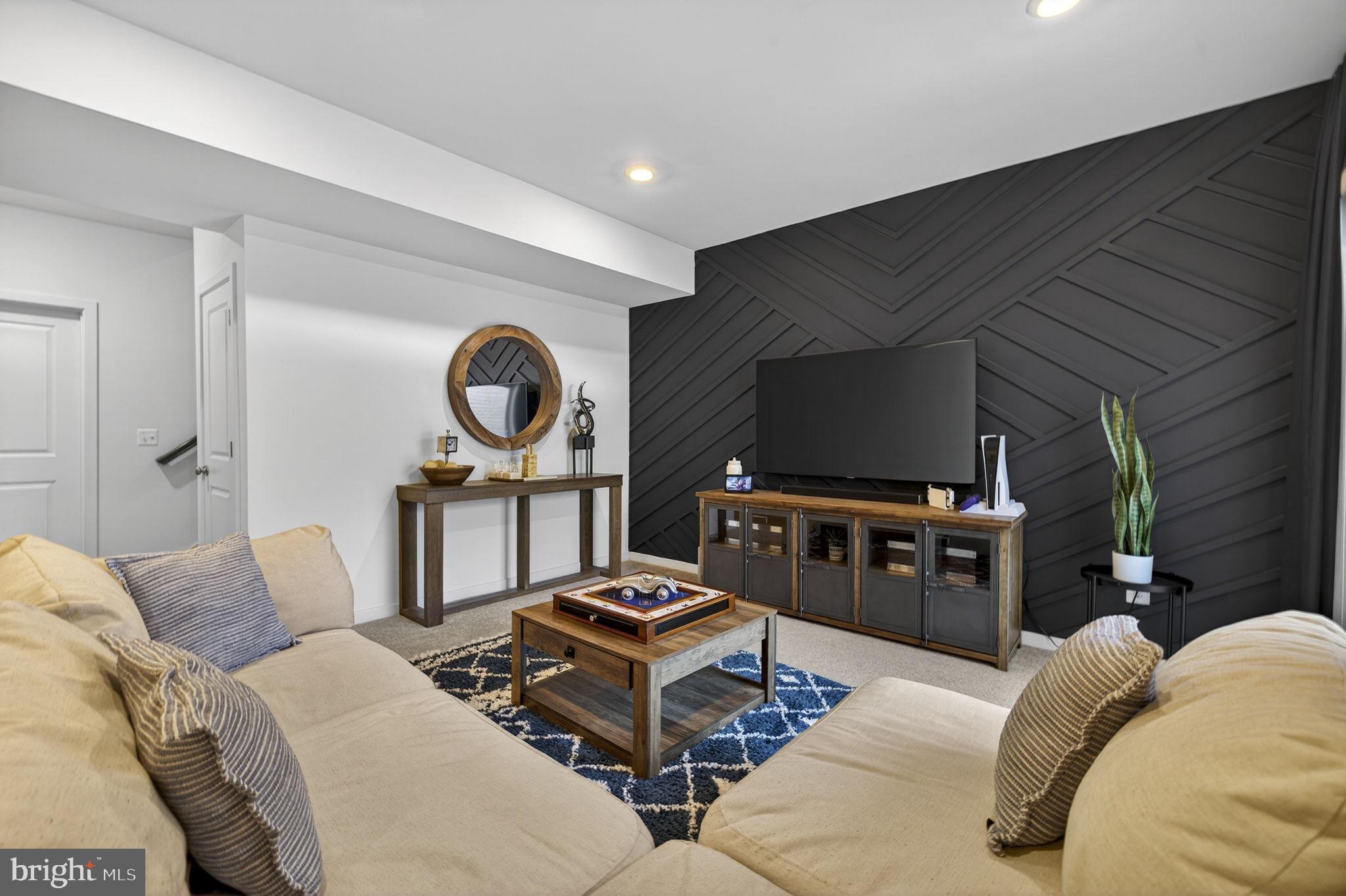 SENSENY VILLAGE - Residential