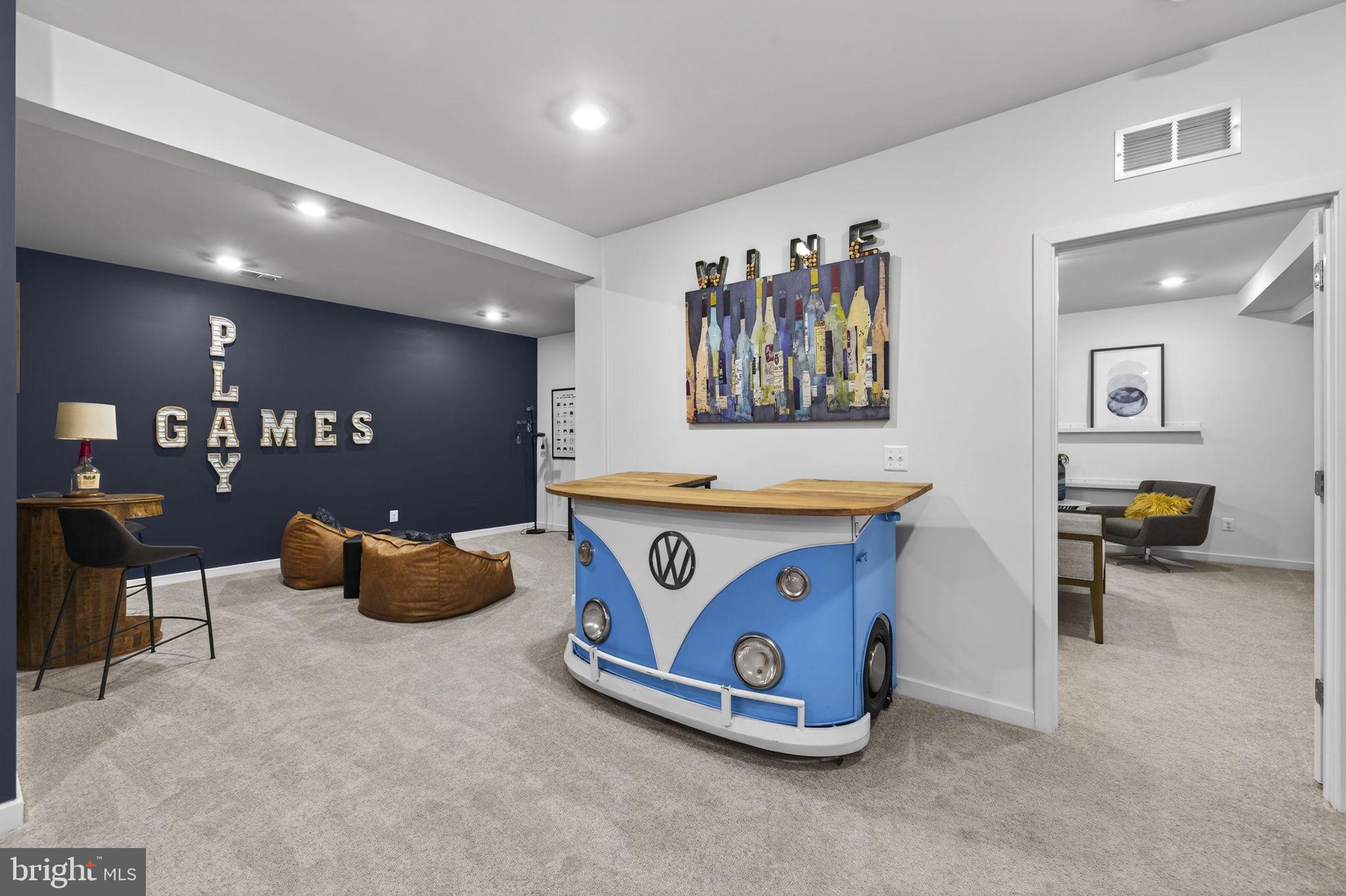 SENSENY VILLAGE - Residential