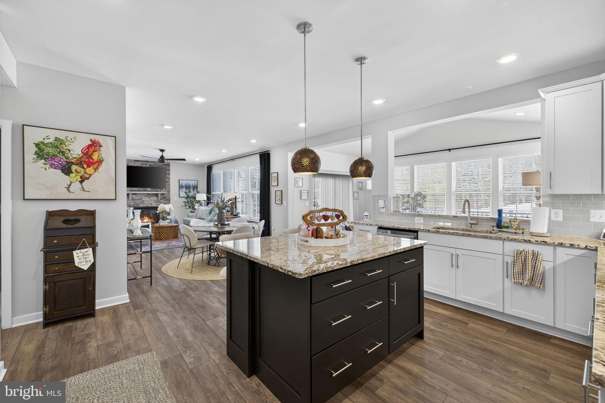 SENSENY VILLAGE - Residential