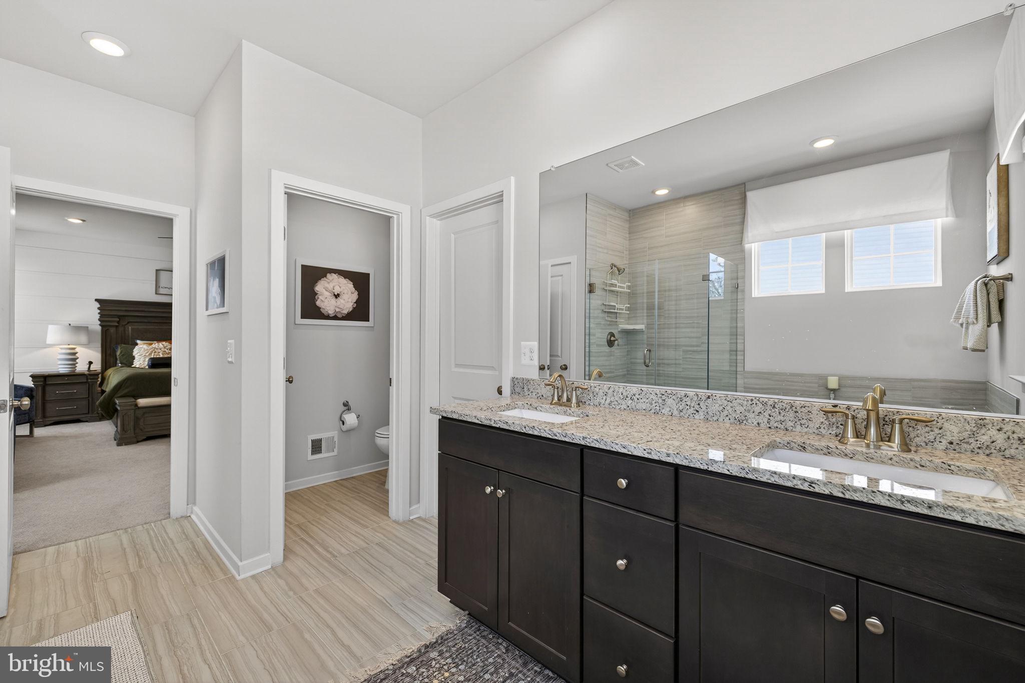 SENSENY VILLAGE - Residential