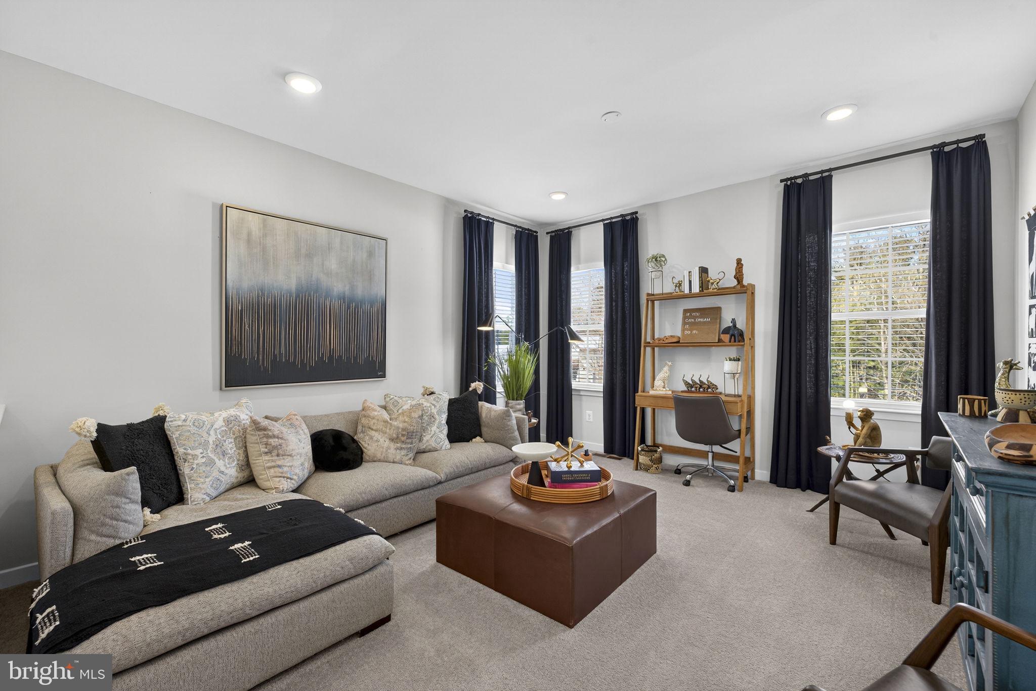 SENSENY VILLAGE - Residential