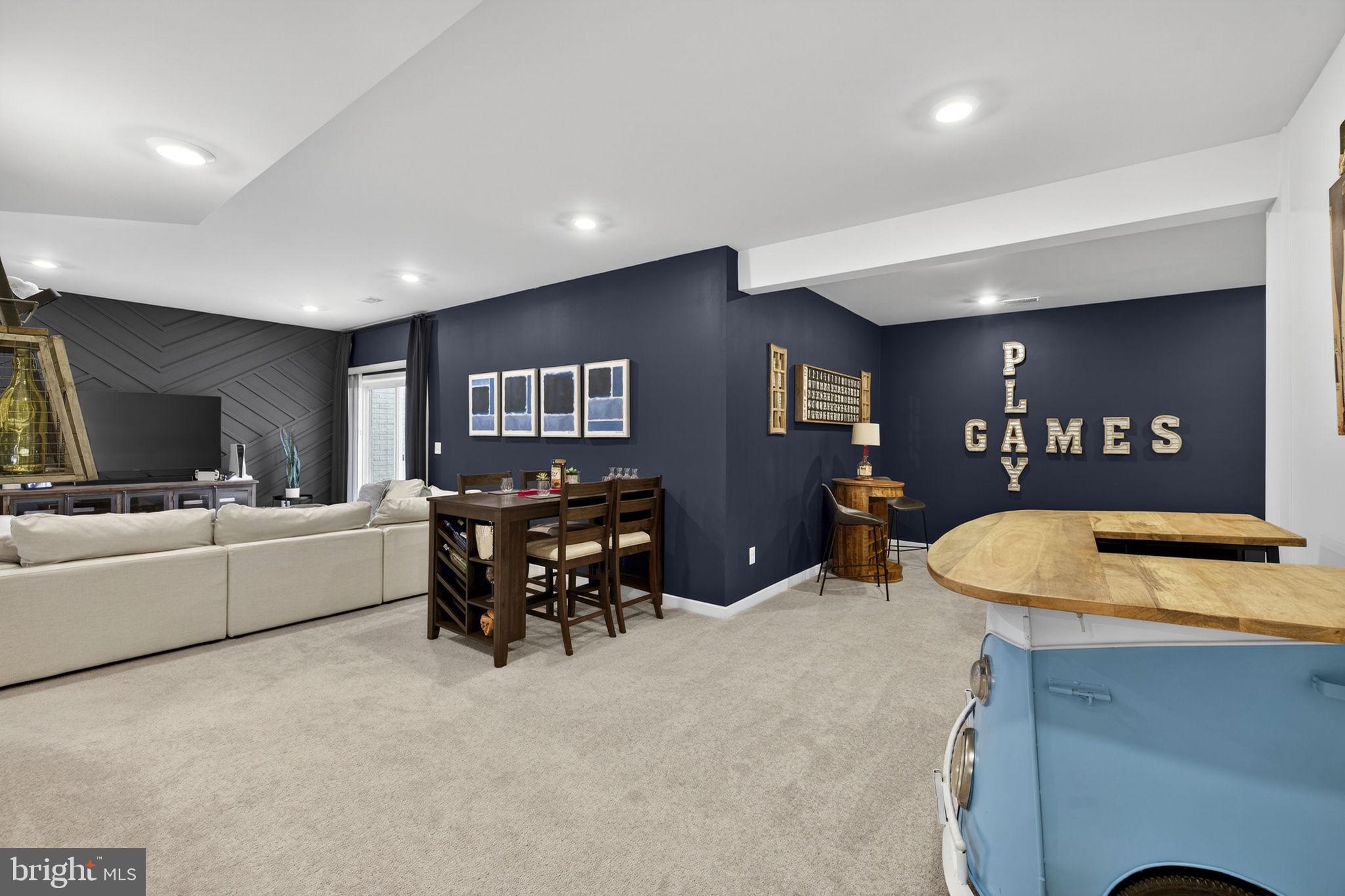 SENSENY VILLAGE - Residential