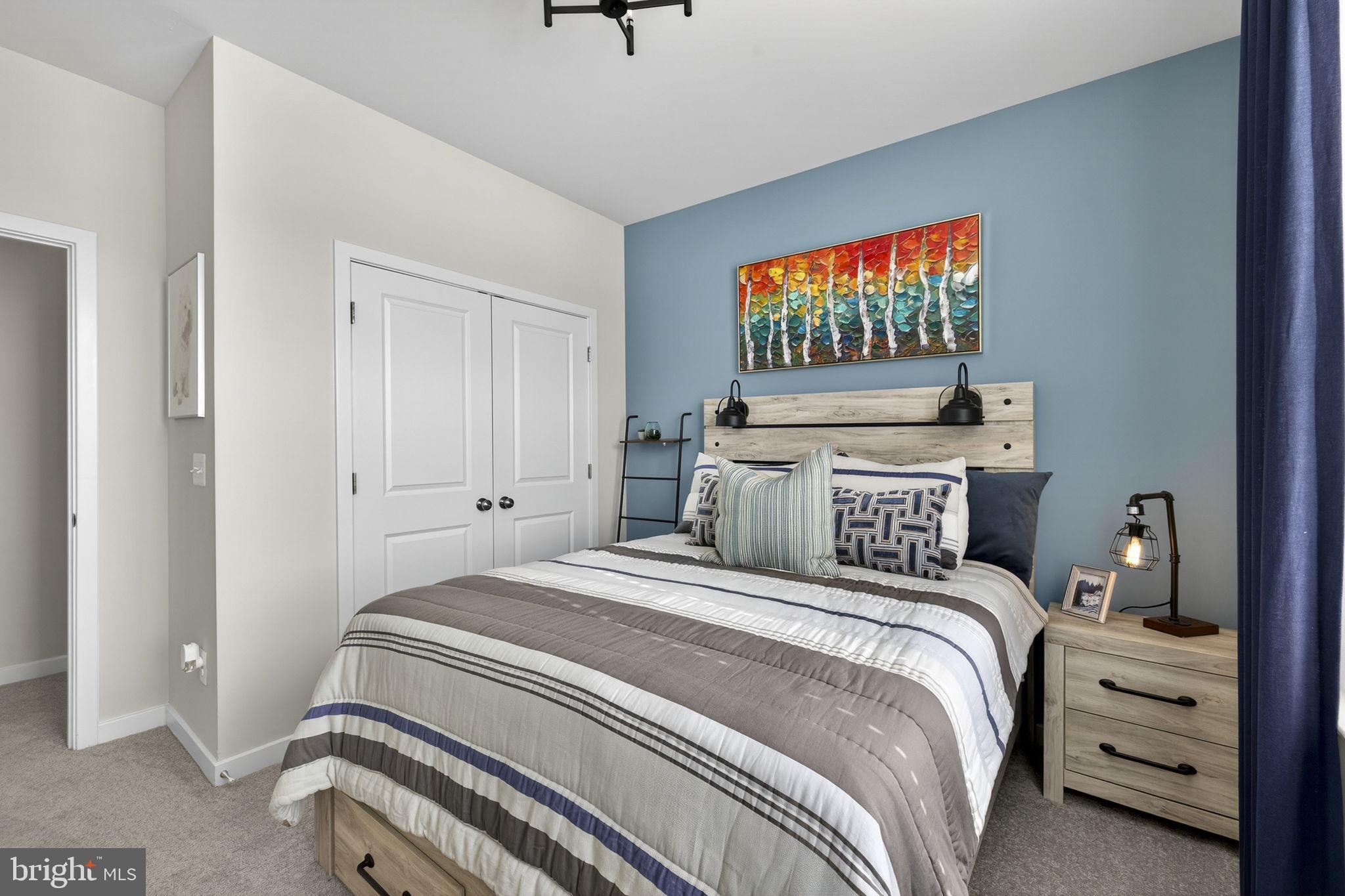 SENSENY VILLAGE - Residential