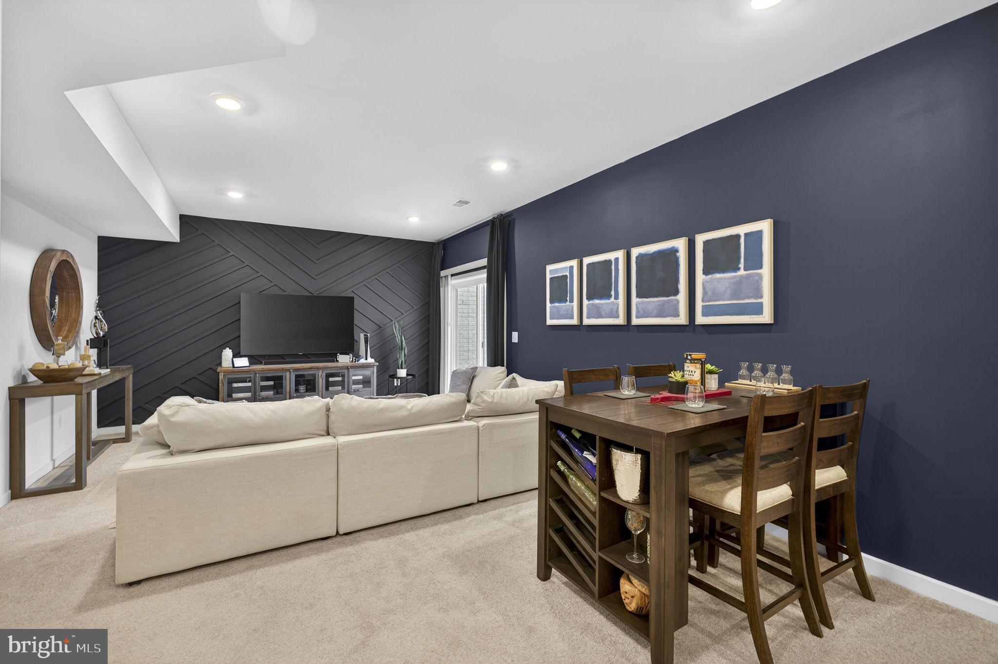 SENSENY VILLAGE - Residential