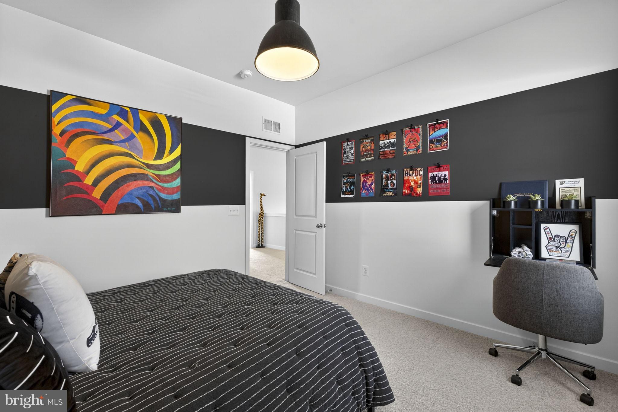 SENSENY VILLAGE - Residential