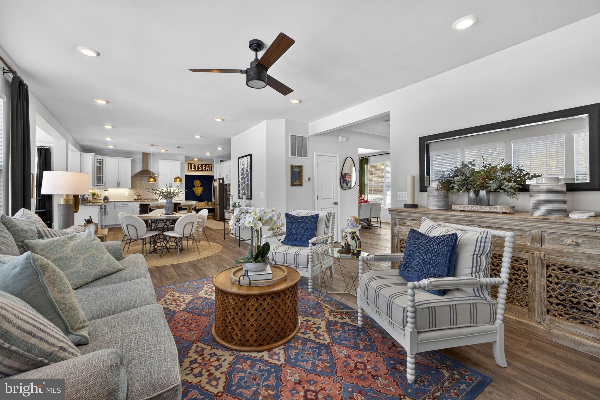 SENSENY VILLAGE - Residential