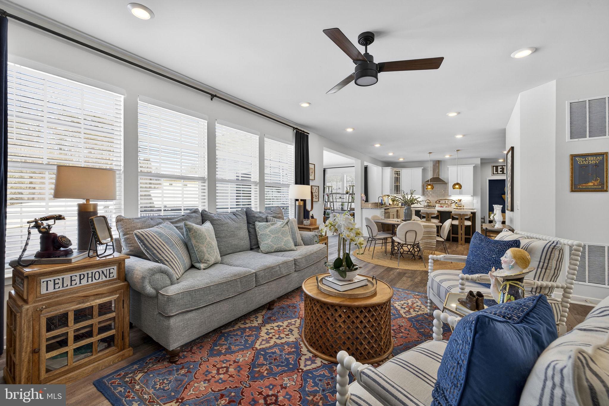 SENSENY VILLAGE - Residential