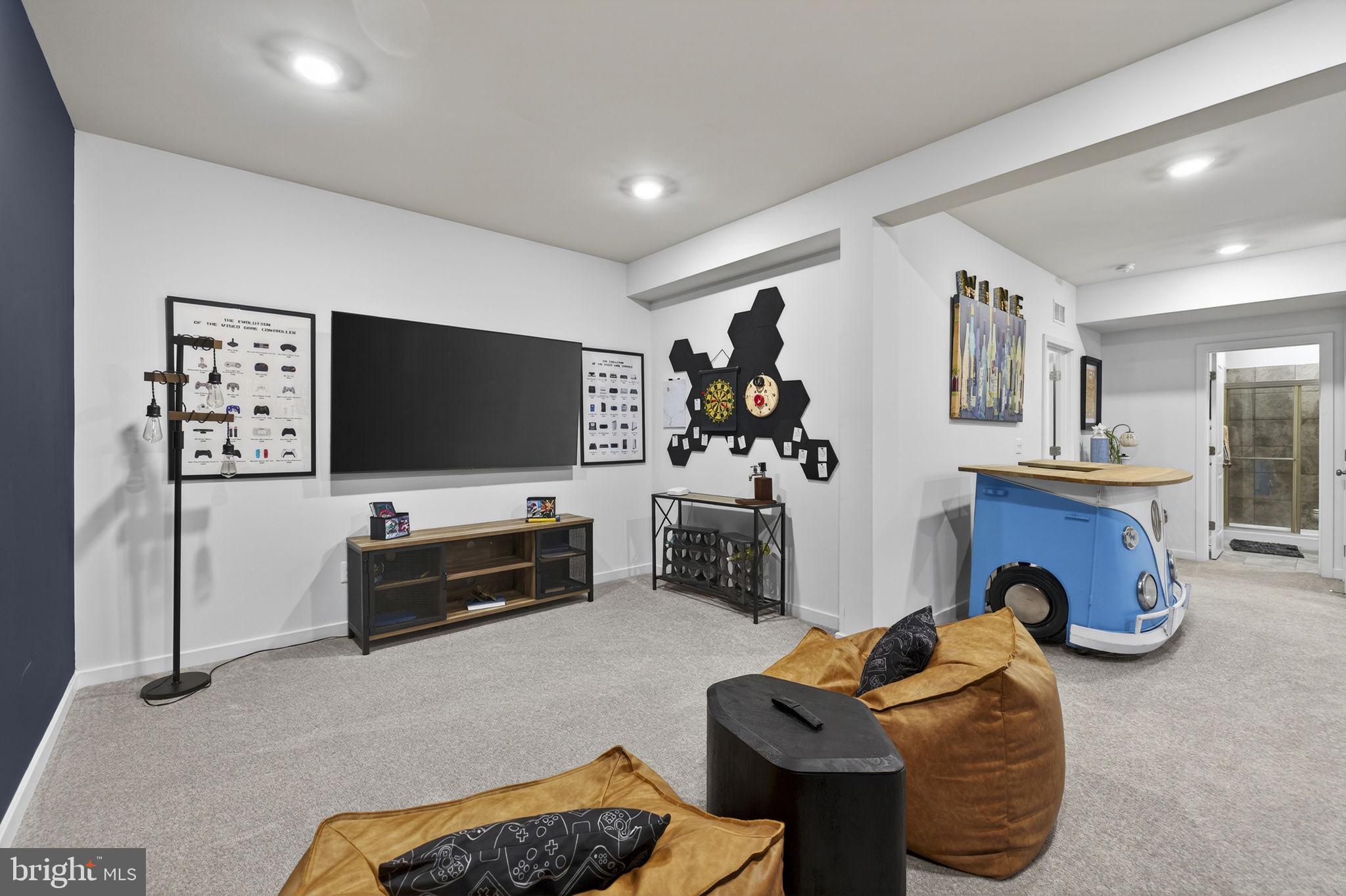 SENSENY VILLAGE - Residential