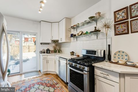 Photo of 32 Perrine Avenue, TRENTON, NJ 08638 (MLS # NJME2072260)