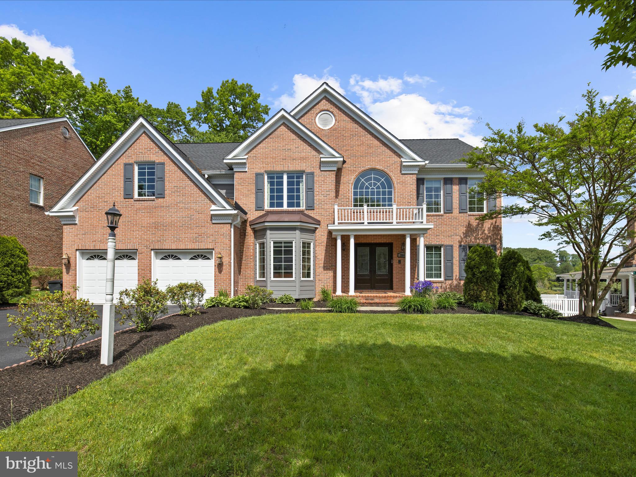2904 SHADOWBROOK COURT