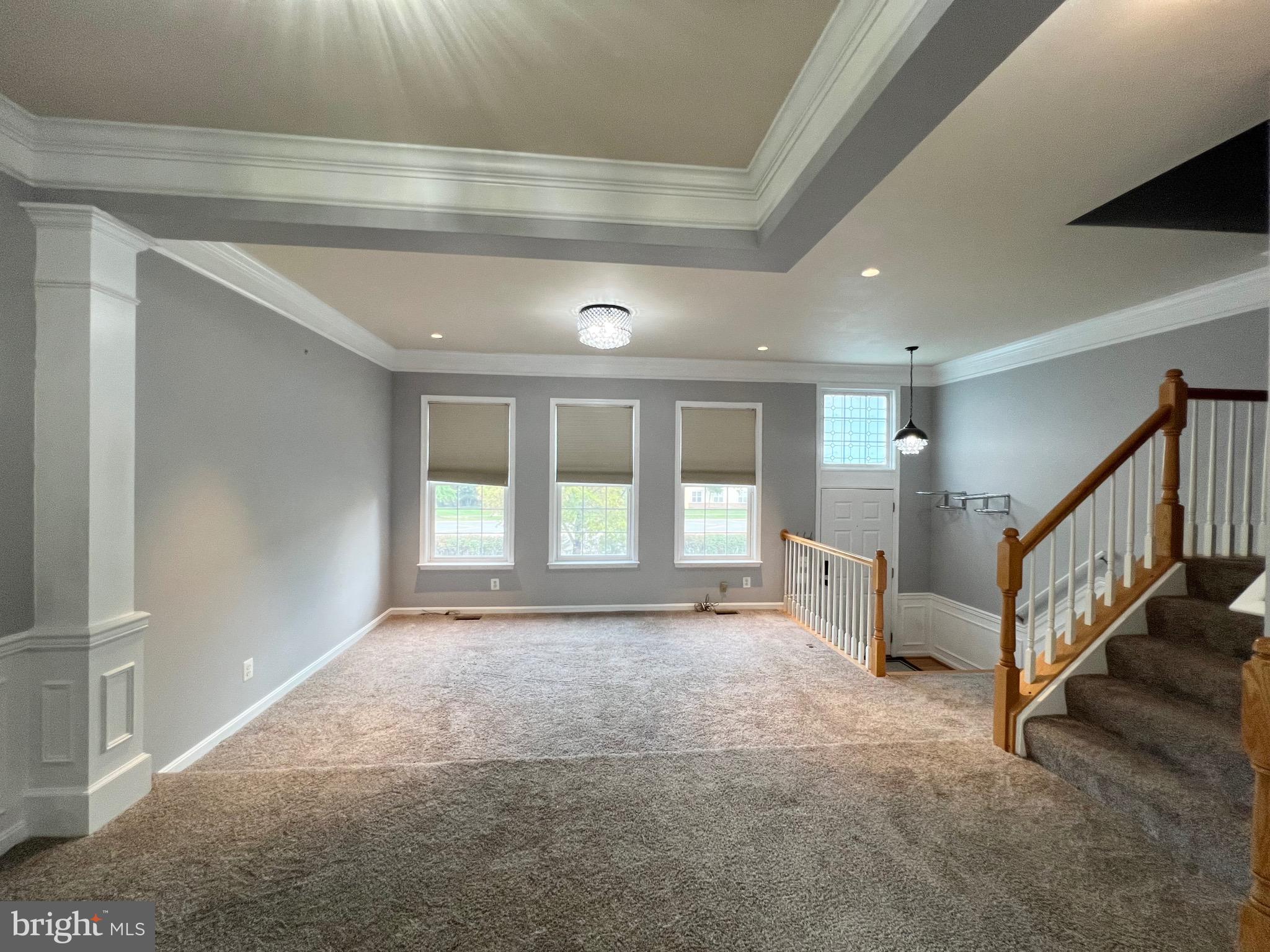 LOUDOUN PARKWAY CENTER - Residential Lease