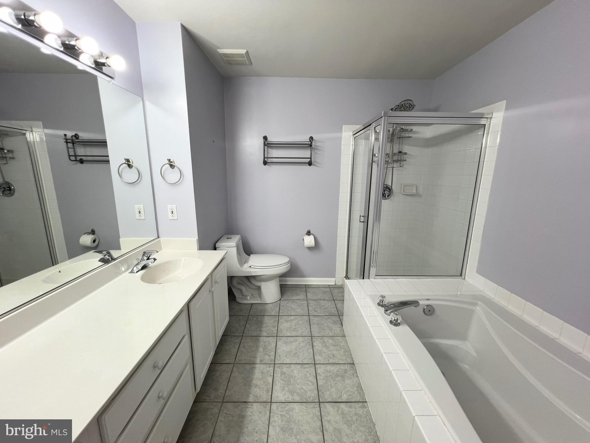 LOUDOUN PARKWAY CENTER - Residential Lease