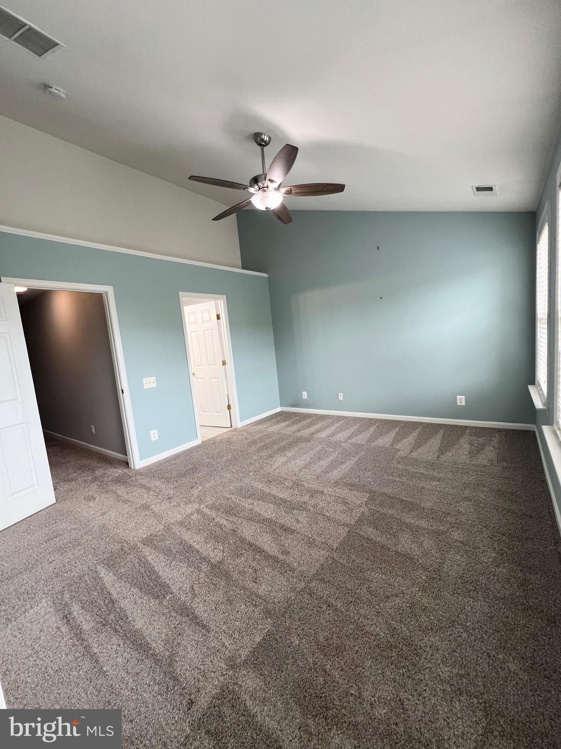 LOUDOUN PARKWAY CENTER - Residential Lease