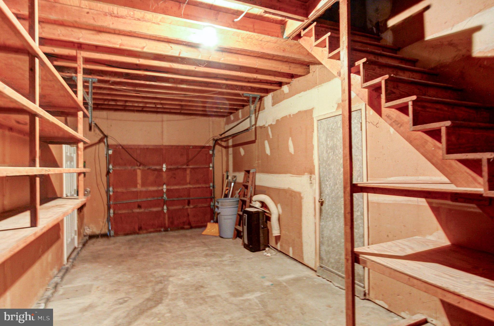 TOWER HILL - Residential