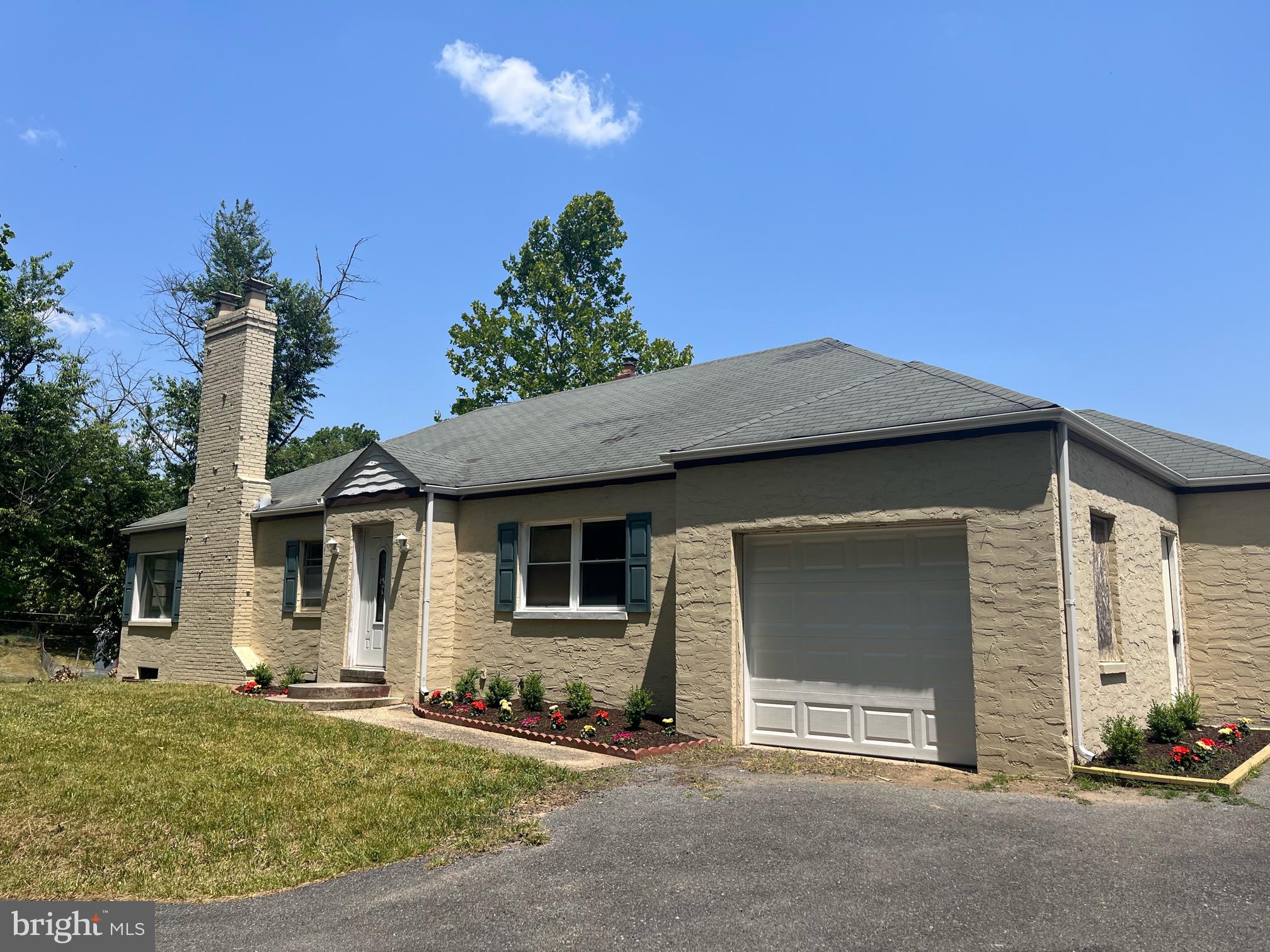 SUITLAND - Residential Lease