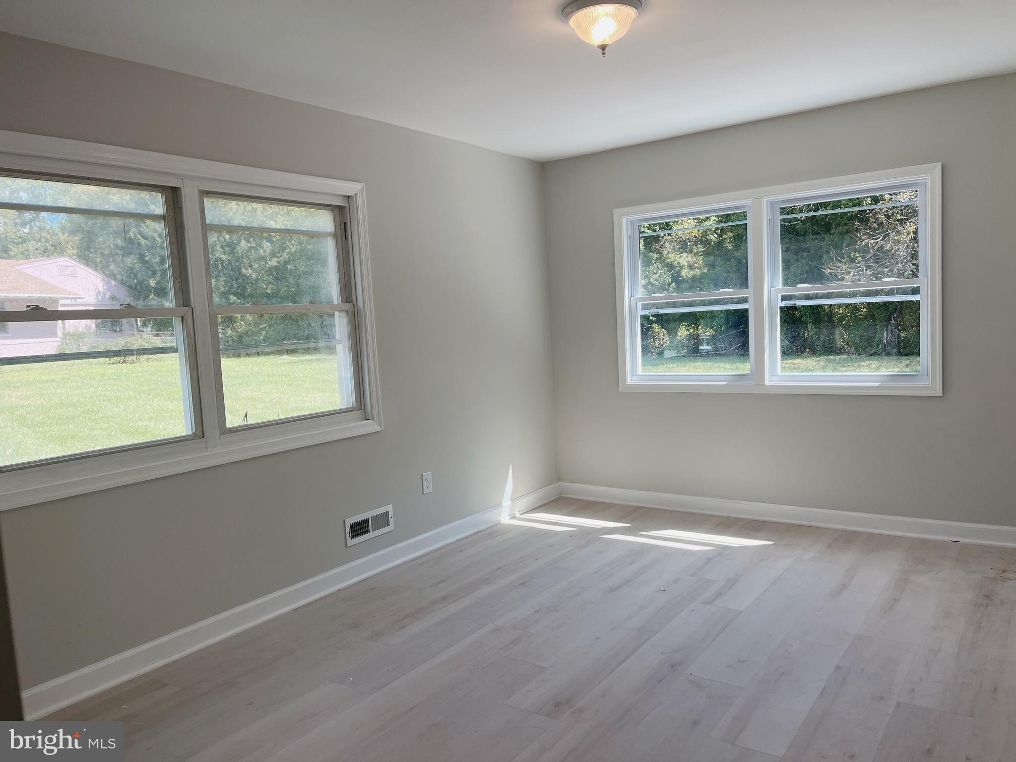 SUITLAND - Residential Lease