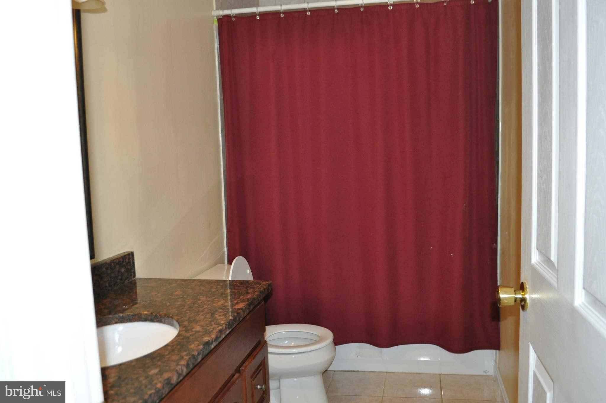 WILLIAMSTOWN - Residential