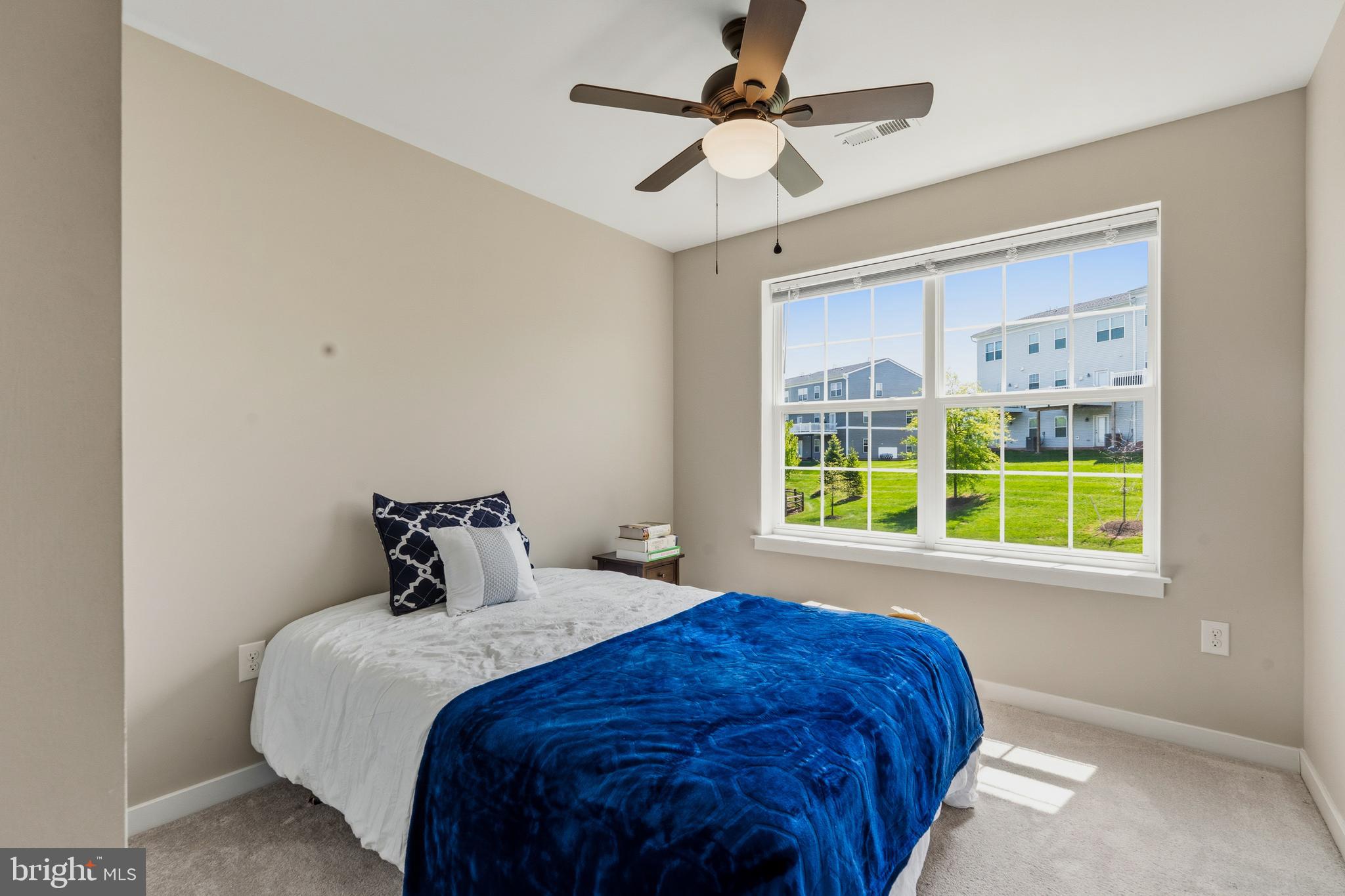 WHISPERING WOODS - Residential