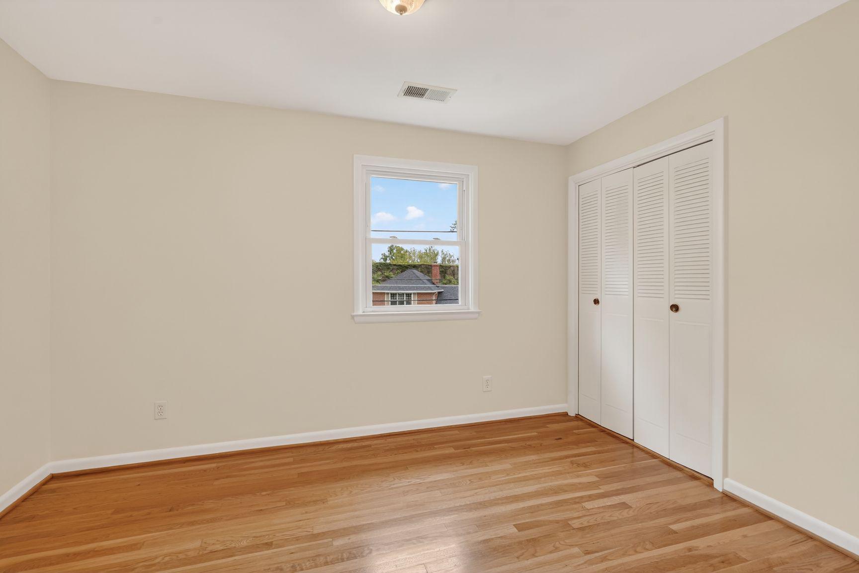 CHEVY CHASE - Residential
