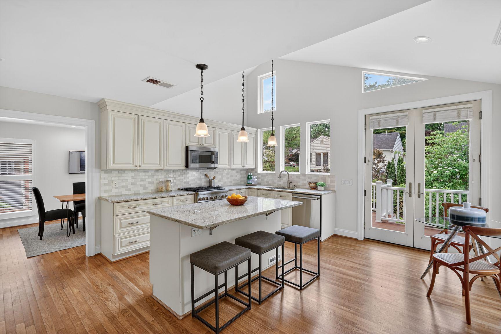 CHEVY CHASE - Residential