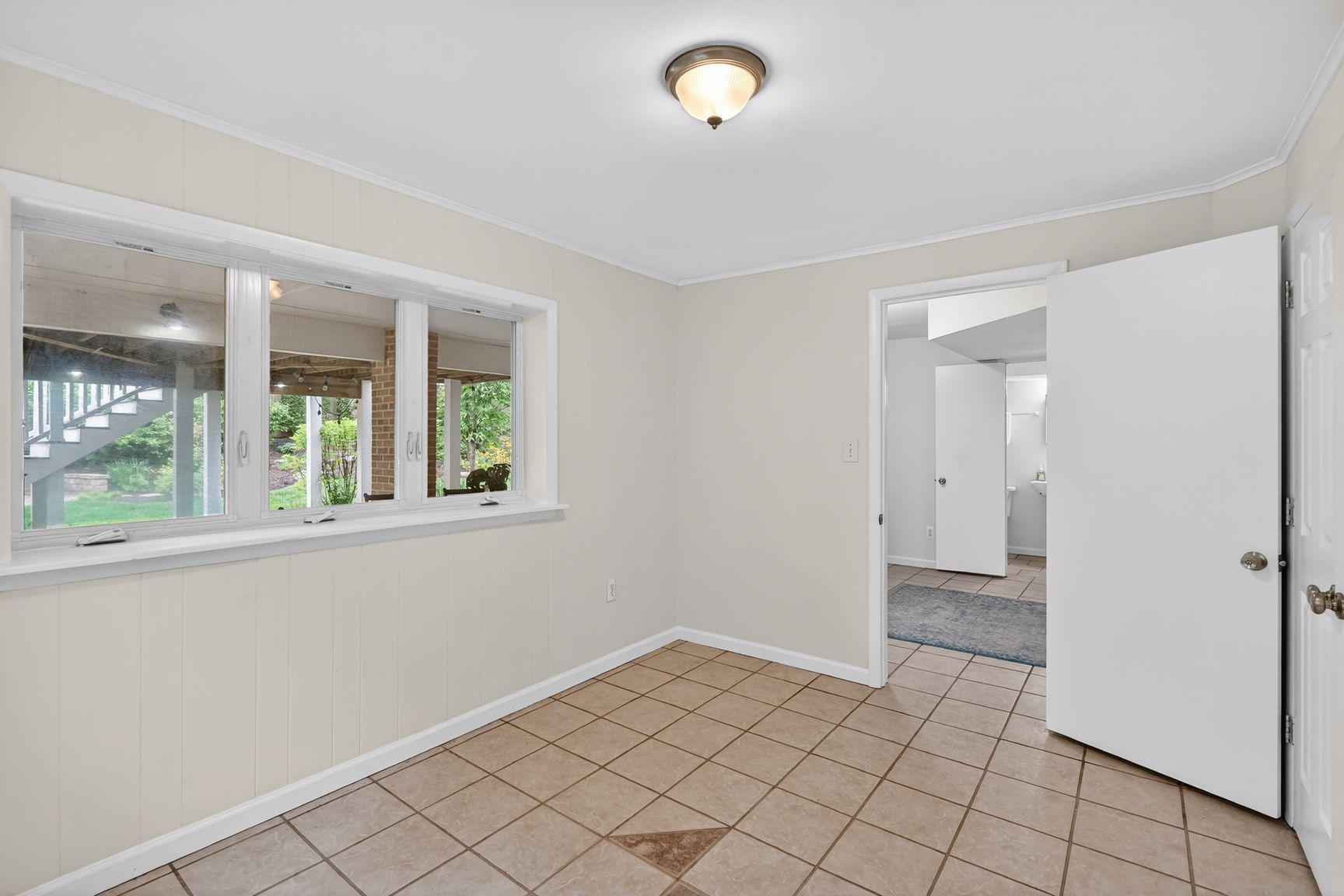 CHEVY CHASE - Residential