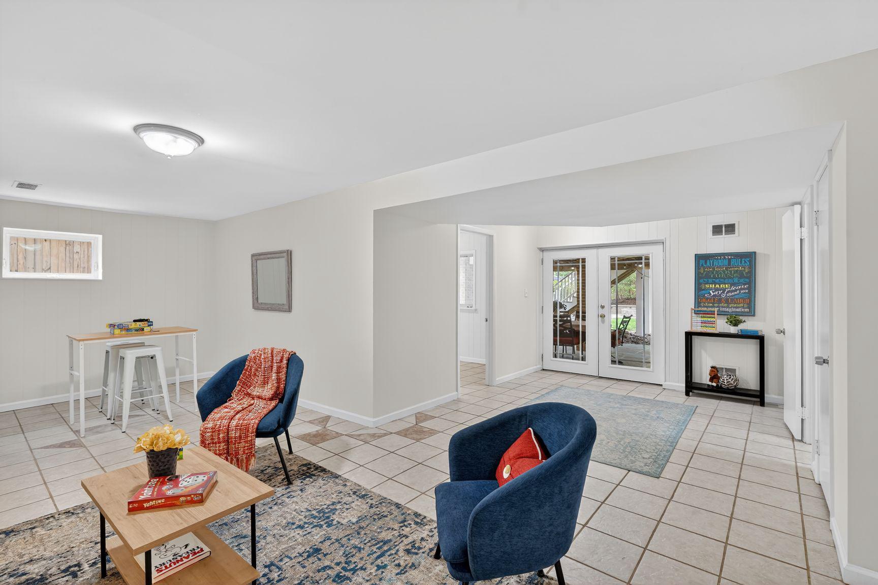 CHEVY CHASE - Residential