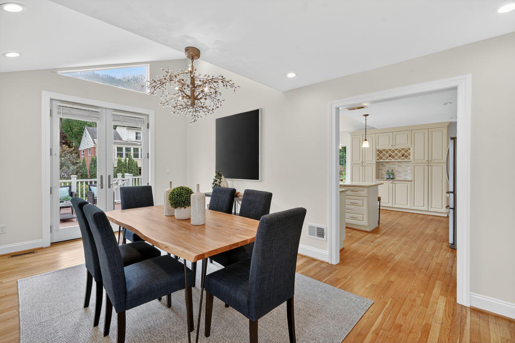 CHEVY CHASE - Residential