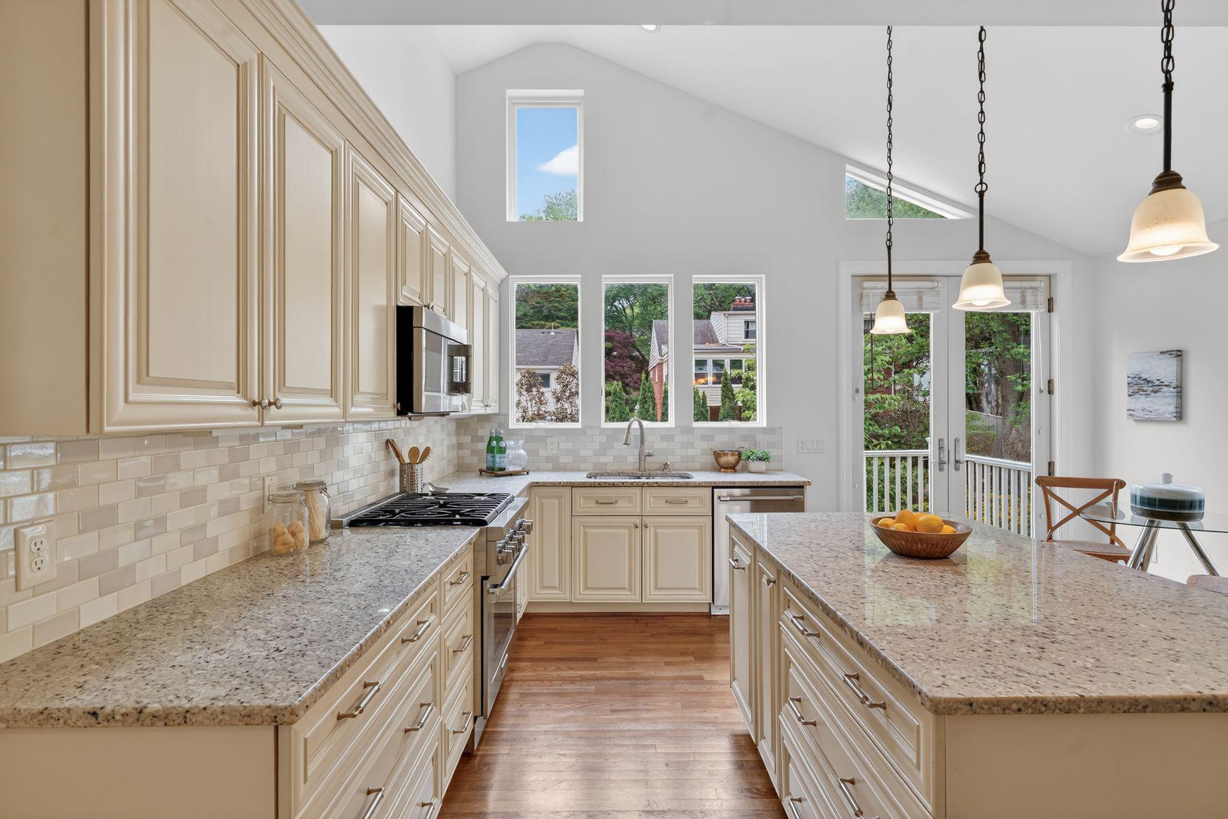 CHEVY CHASE - Residential