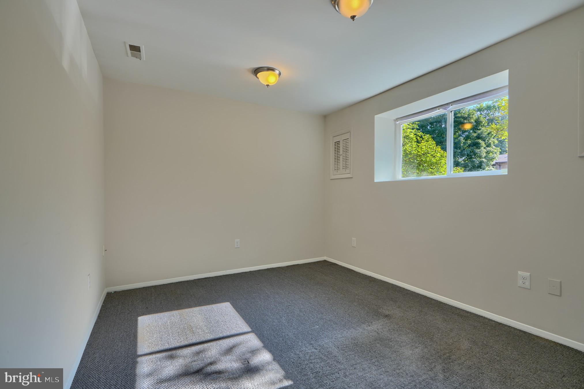 TOWSON - Residential Lease