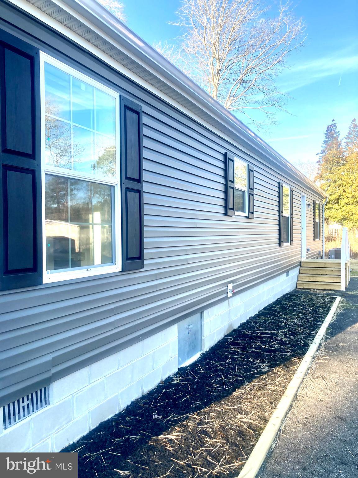 37277 MISSISSIPPI DRIVE