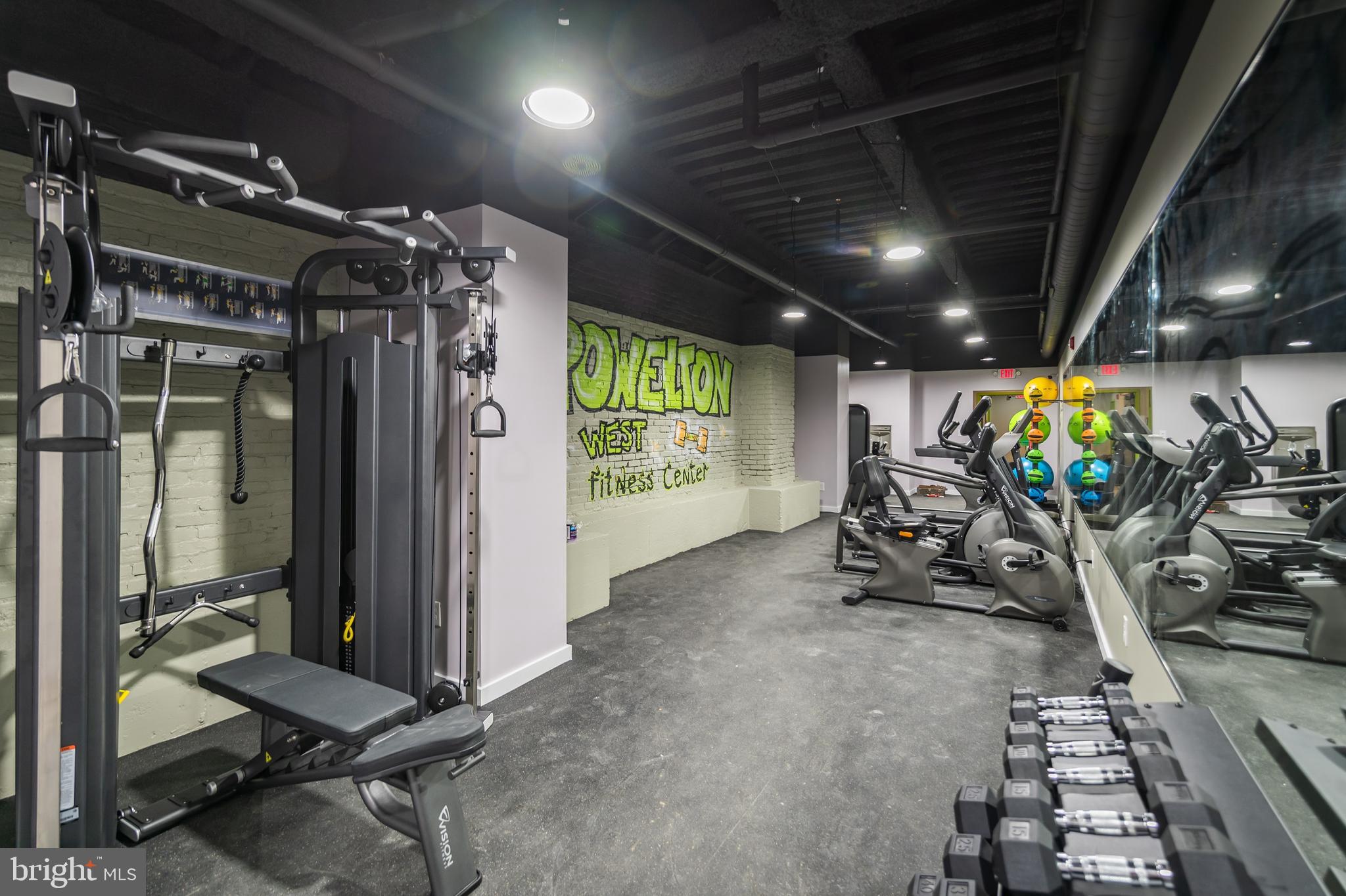 UNIVERSITY CITY - Residential Lease