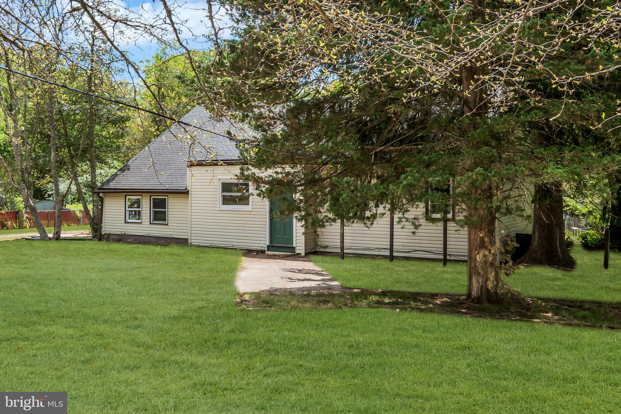 2438 RANGE ROAD