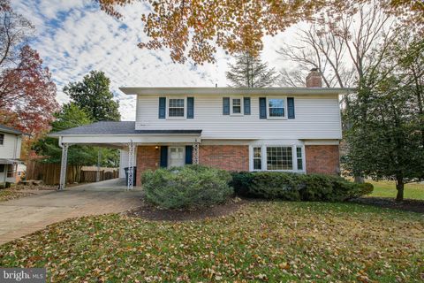 5025 COCKNEY COURT ANNANDALE VA 22003